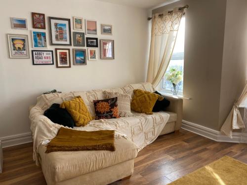 Beautiful Spacious Apartment In Swindon Town Centre, Swindon, Wiltshire