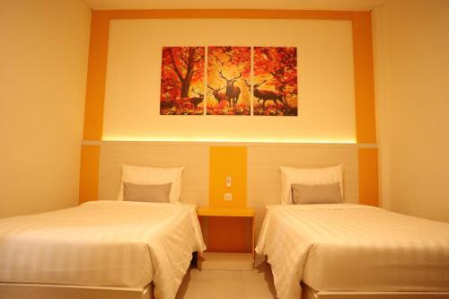 D'Carol Hotel Surabaya Room Type - Superior Twin Room - No Window