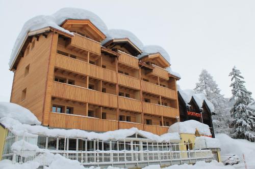 . Sporthotel Oberwald