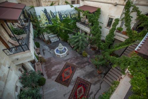 Stone House Cave Hotel - image 8