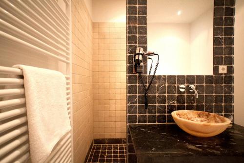 Double Room image 1