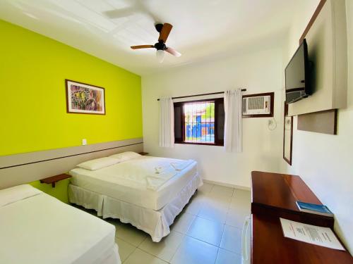 Luxury Triple Room image 4