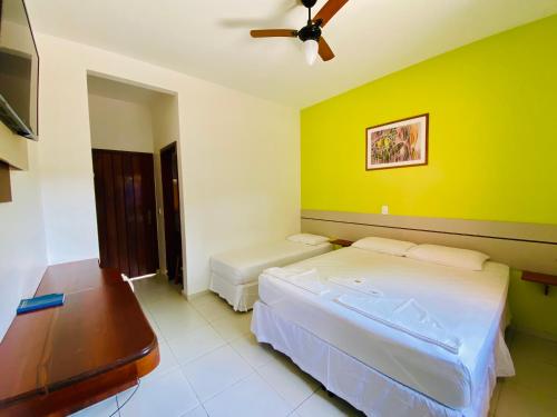 Luxury Triple Room image 3