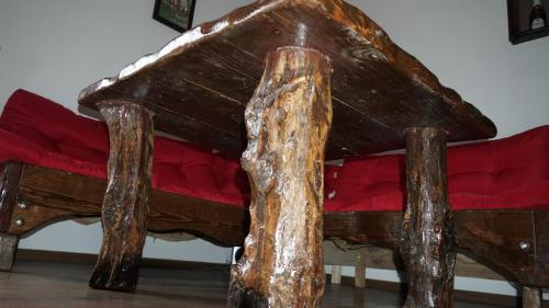Вила Перуле Villa Perule - Handmade cozy wooden villa in the Rhodope mountain, Shumnatitsa (foto 8)