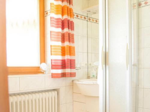 Haus Jager Ferienwohnungen mit Indoor-Pool inkl. Chiemgaukarte 360m von Wasen entfernt
