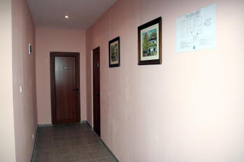 Interrum Hotel - image 10