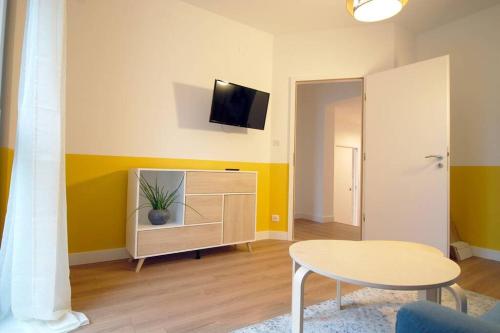 B&B jaune, Appartement indépendant, parking, wifi près de Strasbourg - Location saisonnière - Ittenheim