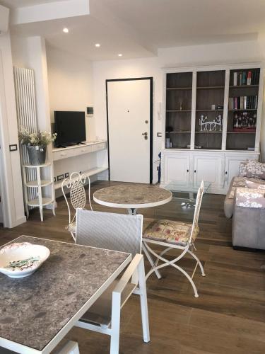 La Rosa Bianca in Pieve Emanuele