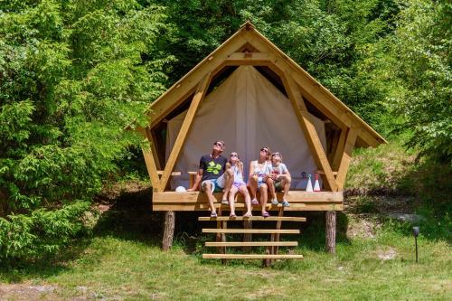 Adrenaline Check Camping - Hotel - Bovec