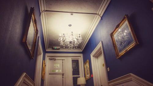 Kensington Hotel in Burnemuta