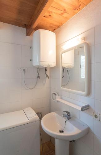 CASA GORKA Cala Saona - image 8