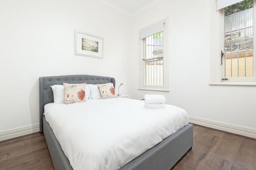 STUNNING SYDNEY HOME 1 - image 8