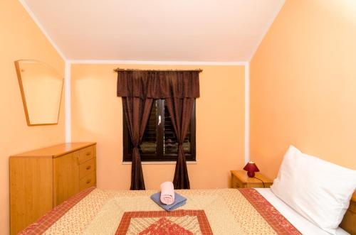 Apartment Amela - image 8