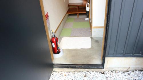 Kanamechō detached house, Tokio (fotografie 6)