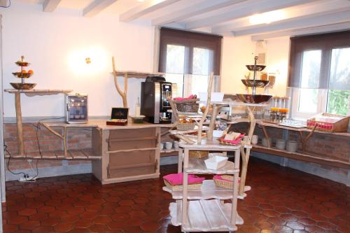 Auberge La Tomette The Originals Relais - main image