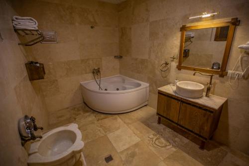 room detail thumbnail 2