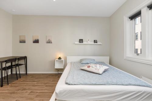 Central Studio Apartment Apt 103 5