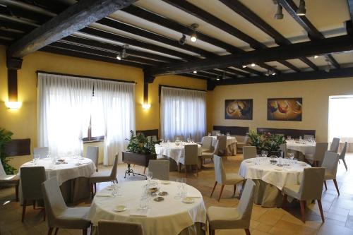 Scia' On Martin Hotel Restaurant - 레스토랑