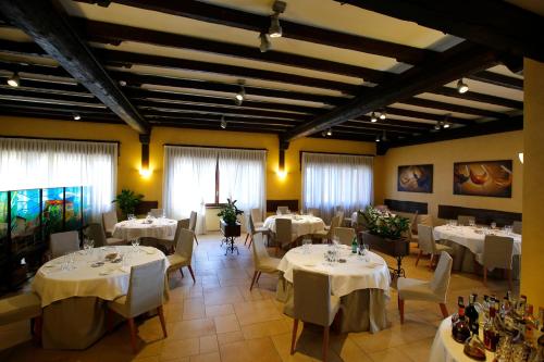 Scia' On Martin Hotel Restaurant - 레스토랑