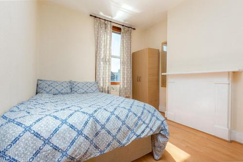 Halley Forest Gate Deluxe Double Room London