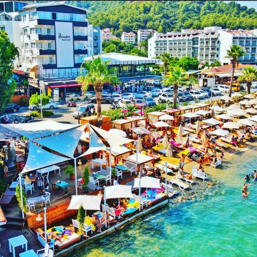 HEAVEN BEACH OTEL - image 13