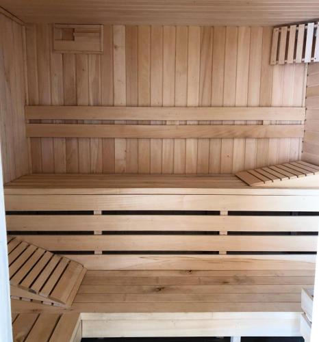 Szauna, Całoroczne jurty mongolskie - "Domy Słońca" (Caloroczne jurty mongolskie - "Domy Slonca") in Walbrzych