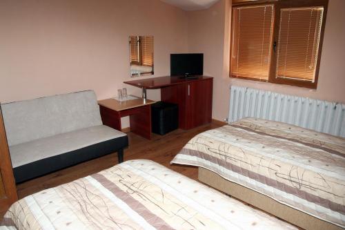 Interrum Hotel - image 9