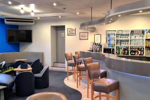Quality Hotel Le Circuit Le Mans - image 10