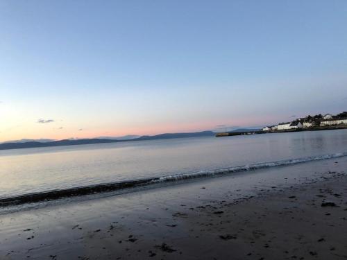 Beach, Lovely 3-Bed Cottage Portmahomack next to harbour in Portmahomack