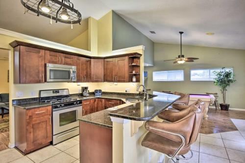 Cocoa Beach Paradise Screened Pool, Patio and Games in Merritt Island, USA