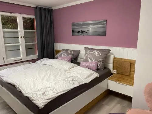 Ferienzimmer Am Strom 34 in Rostock, Deutschland
