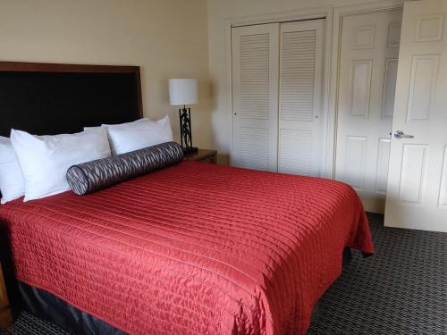 GetAways at the Lodge at Kingsbury Crossing - main image