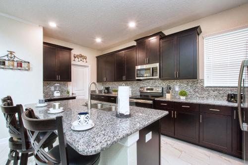 Storey Lake- 5 Bedroom Pool Home- 1661ST - image 8