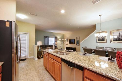 Storey Lake- 5 Bedroom Townhome w- Pool- 1600ST - image 6