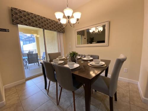 Paradise Palms- 3 Bed Townhome w-Splashpool-3067PP - image 4