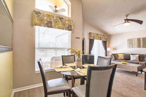 Emerald 4 bedrooms with Pool - 2201Em - image 8