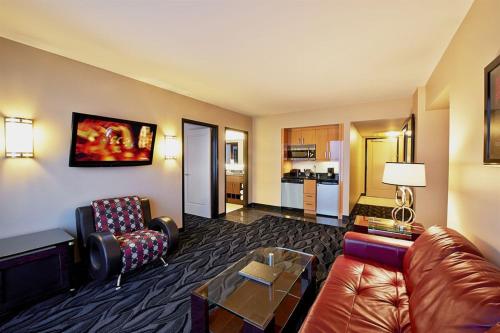 Suites at Elara Las Vegas Center Strip-No Resort Fees, Las Vegas (photo 8)