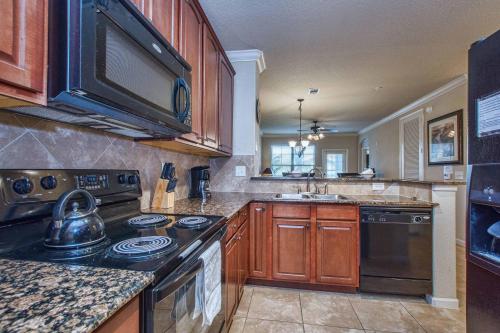 Bella Piazza - 2 Bedrooms Condo - 4354BP - image 4