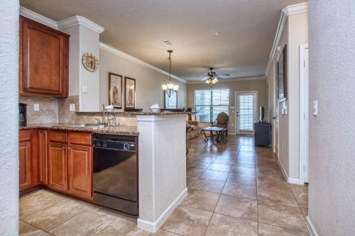 Bella Piazza - 2 Bedrooms Condo - 4354BP - image 6