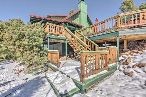 Mountaintop Ruidoso Cabin with Panoramic Views! - main image