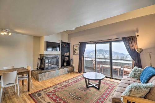 Whitefish Mtn Ski-in and Out Condo Steps to Slopes! - Apartment - Whitefish Mountain Resort