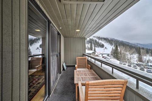 Whitefish Mtn Ski-in and Out Condo Steps to Slopes! - Apartment - Whitefish Mountain Resort