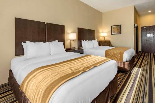 Queen Room with Two Queen Beds - Accessible/Non-Smoking