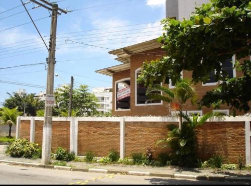 Casa sobrado Guaruja