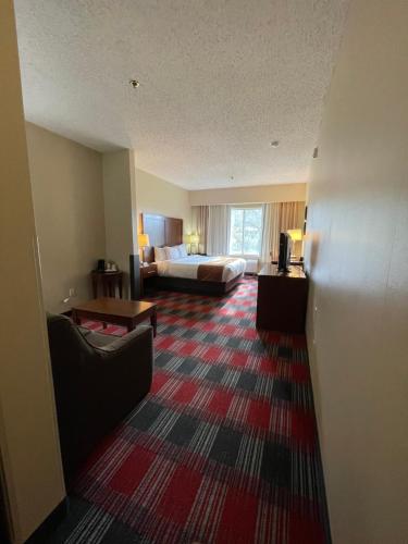 Comfort Suites Near Vancouver Mall