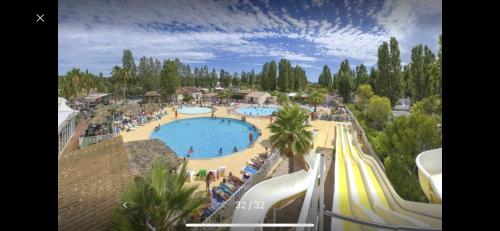 Úszómedence, Magic Mobile Montourey, 3 chambres, 2 salles de bain, piscine disponible sur place in Cais