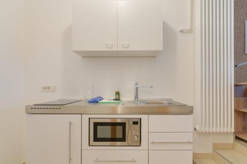 Peters Guest House 3