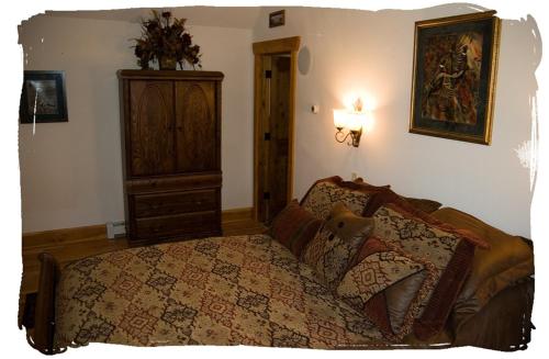 River's Bend Lodge - image 6