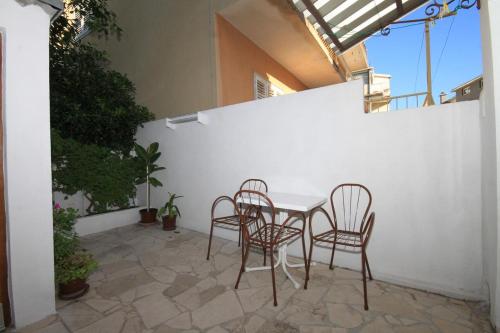 Apartments with a parking space Baska Voda, Makarska - 6854