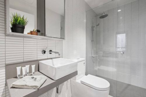 The Dudley Apartments by Ready Set Host